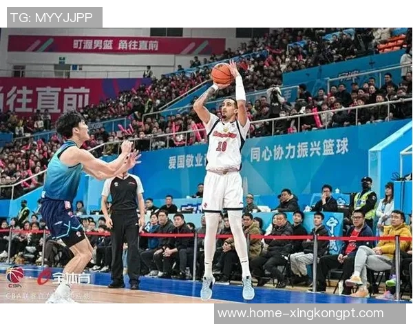 运动新闻比斯利山东队对决广东队全力争胜精彩瞬间回顾与分析 运动新闻比斯利山东队对决广东队全力争胜精彩瞬间回顾与分析